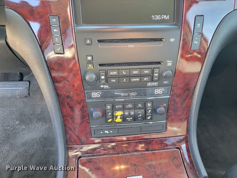 image for item JE9288 2010 Cadillac Escalade  SUV