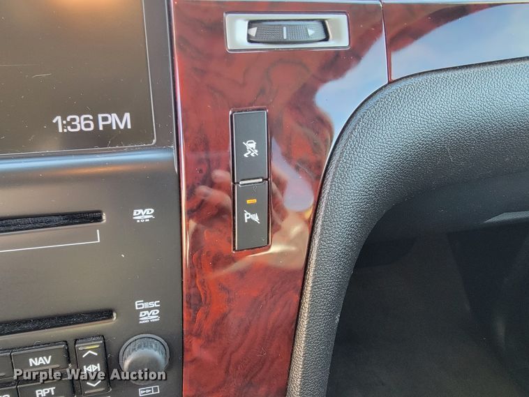 image for item JE9288 2010 Cadillac Escalade  SUV