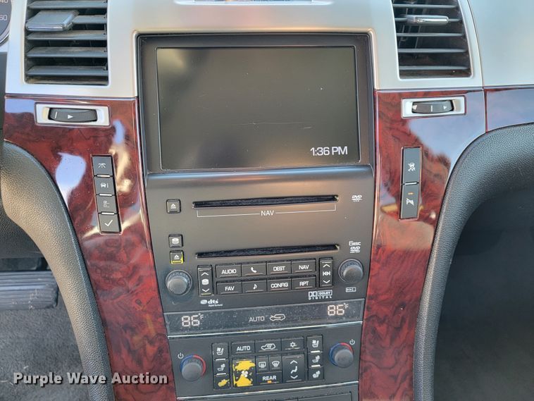 image for item JE9288 2010 Cadillac Escalade  SUV