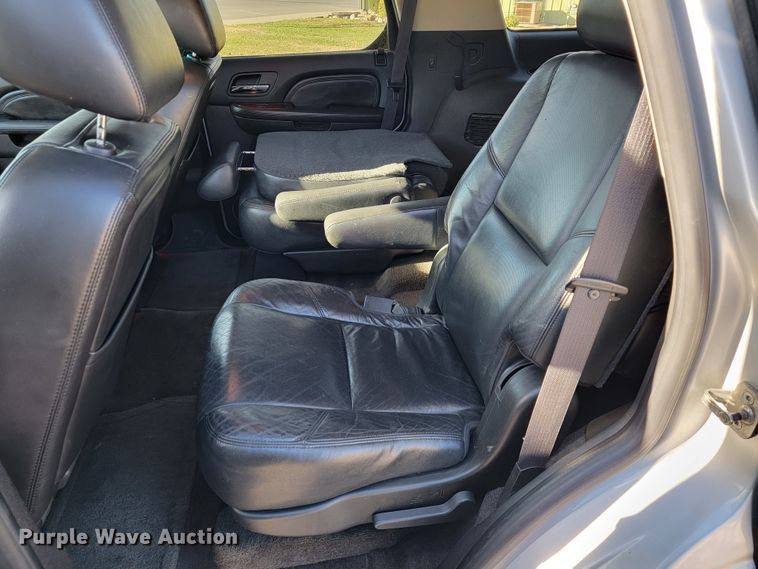 image for item JE9288 2010 Cadillac Escalade  SUV