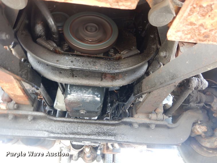 image for item JG9068 2003 International WorkStar 7400  Crew Cab dump truck