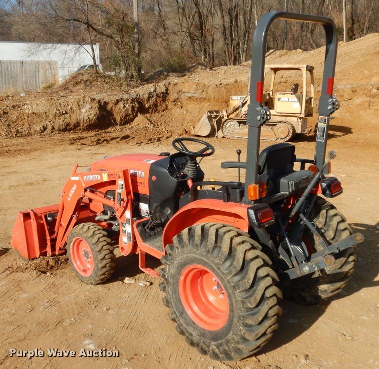 image for item JI9263 Kubota B2650  MFWD tractor