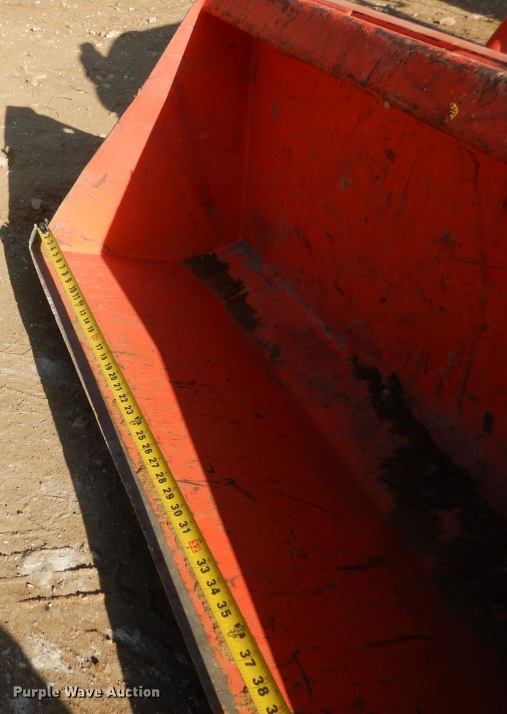 image for item JI9263 Kubota B2650  MFWD tractor