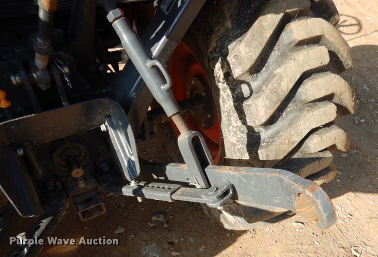 image for item JI9263 Kubota B2650  MFWD tractor