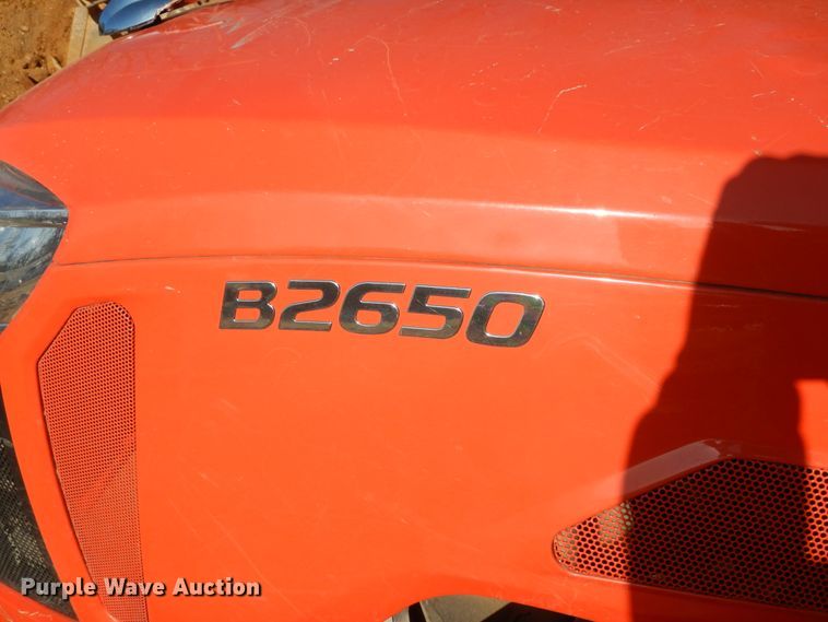 image for item JI9263 Kubota B2650  MFWD tractor