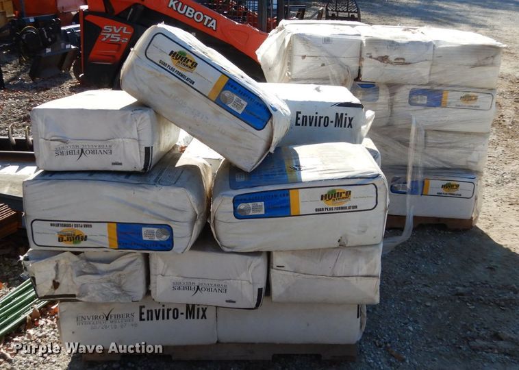 image for item JI9303 Approximately 35 bags of hydro straw