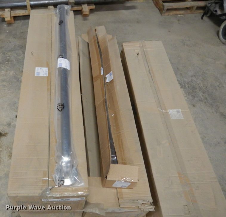 image for item JI9306 Approximately 51 BHP stainless steel grab bars