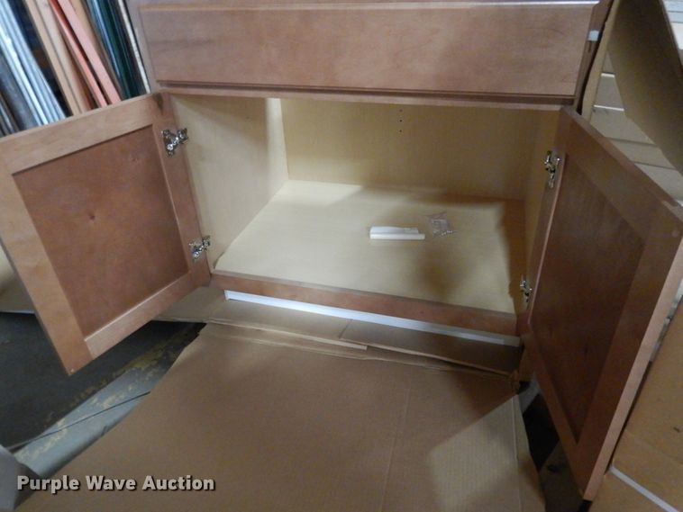 image for item JI9309 (4) Smart Cabinetry cabinets