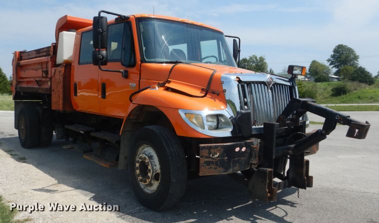 image for item JI9464 2007 International 7300  Crew Cab dump truck