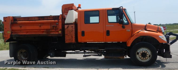 image for item JI9464 2007 International 7300  Crew Cab dump truck