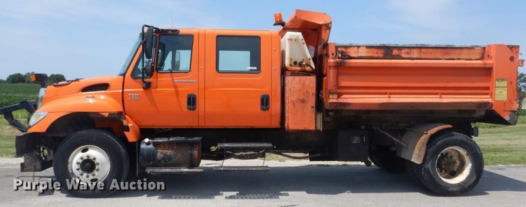 image for item JI9464 2007 International 7300  Crew Cab dump truck