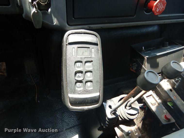 image for item JI9464 2007 International 7300  Crew Cab dump truck