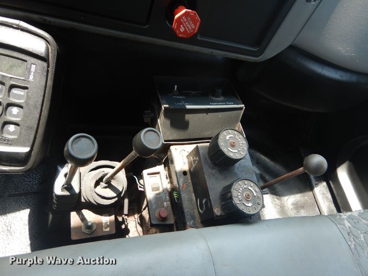 image for item JI9464 2007 International 7300  Crew Cab dump truck