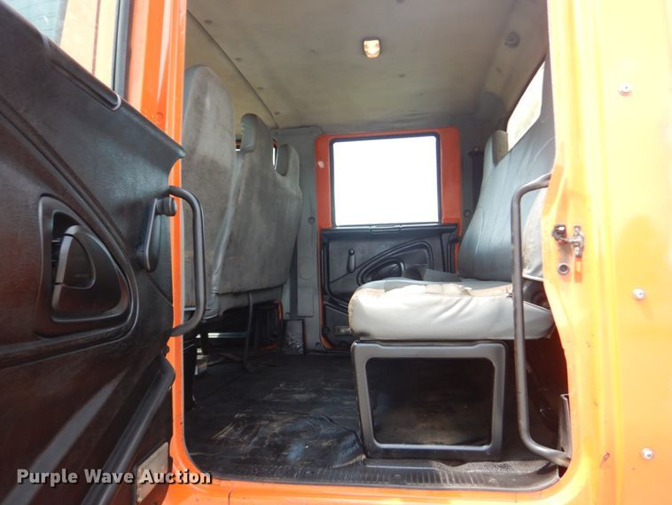 image for item JI9464 2007 International 7300  Crew Cab dump truck