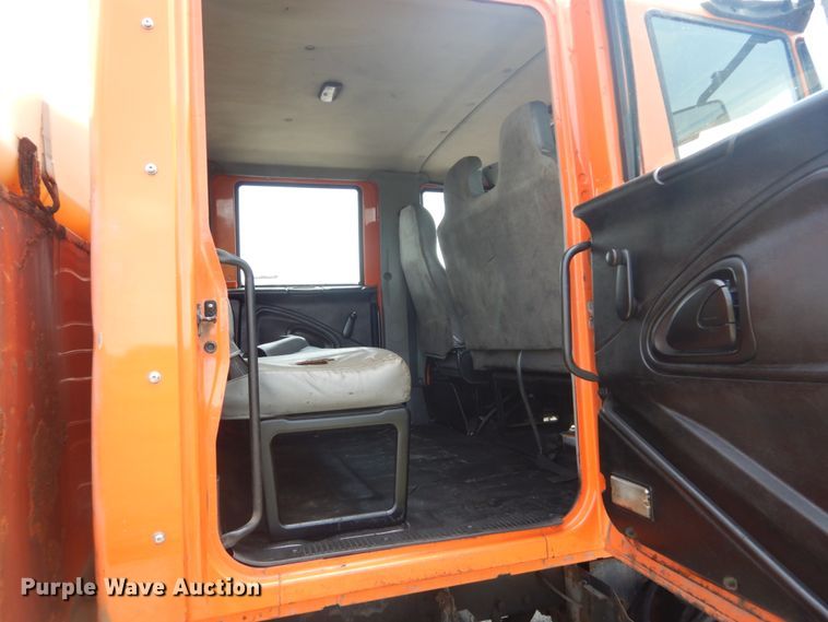 image for item JI9464 2007 International 7300  Crew Cab dump truck