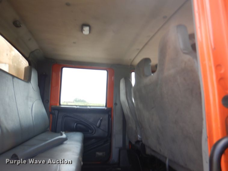 image for item JI9464 2007 International 7300  Crew Cab dump truck