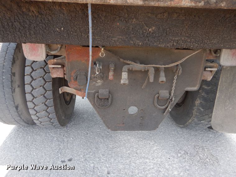 image for item JI9464 2007 International 7300  Crew Cab dump truck