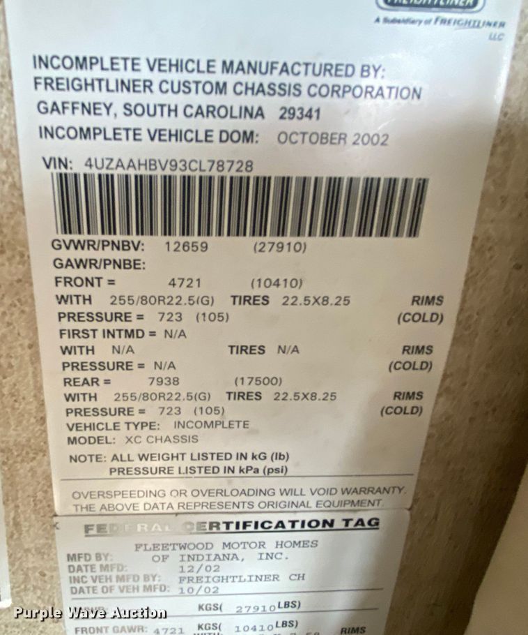 image for item JN9089 2003 Fleetwood Bounder  RV