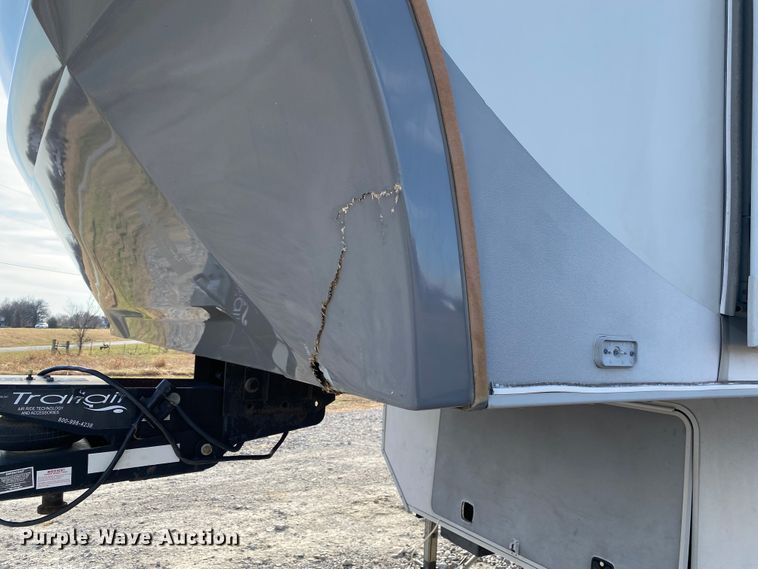 image for item JN9113 2012 Open Range 304RGR  camper