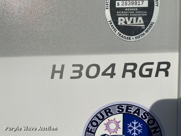 image for item JN9113 2012 Open Range 304RGR  camper