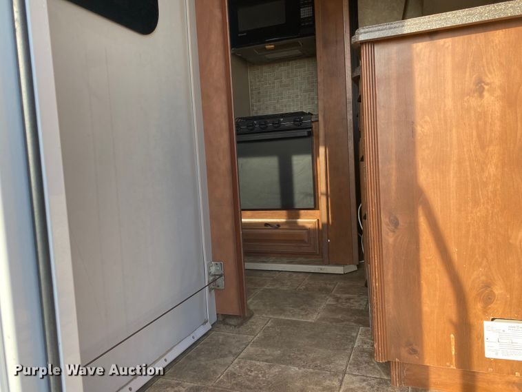 image for item JN9113 2012 Open Range 304RGR  camper