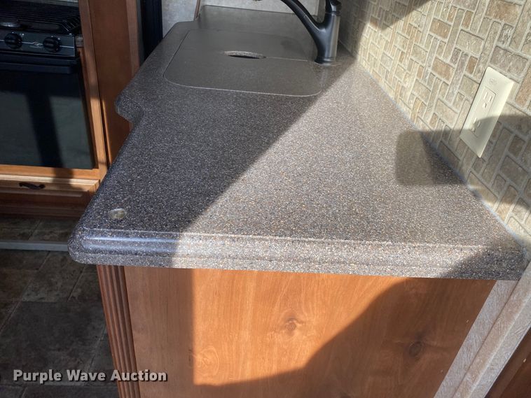 image for item JN9113 2012 Open Range 304RGR  camper