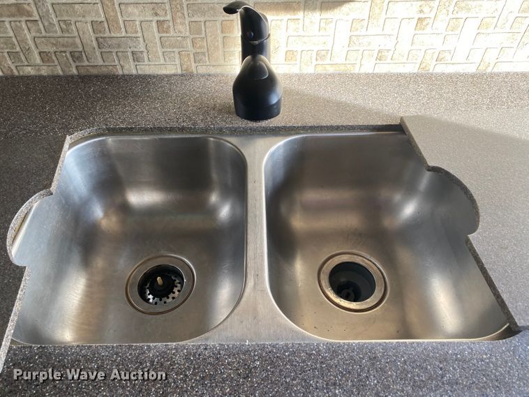 image for item JN9113 2012 Open Range 304RGR  camper