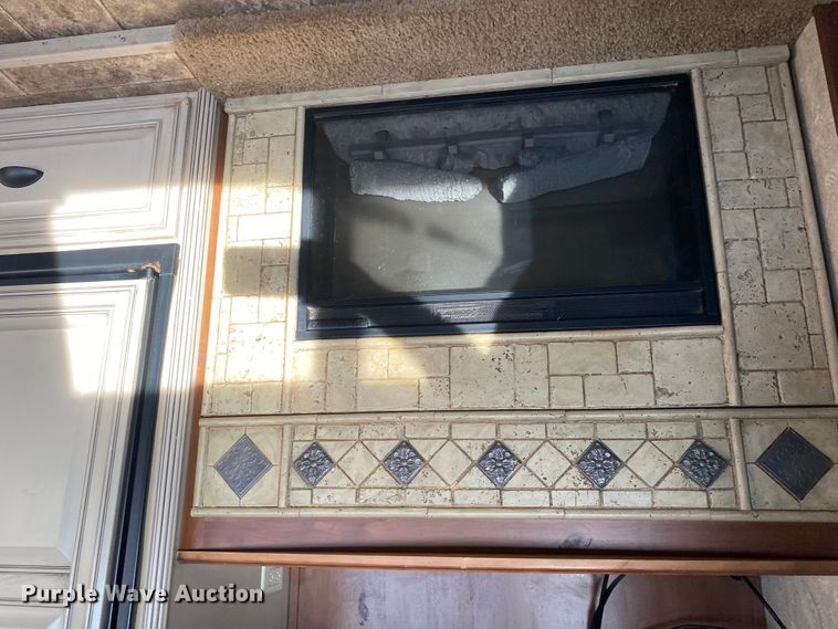 image for item JN9113 2012 Open Range 304RGR  camper