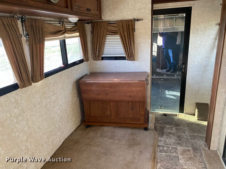 image for item JN9113 2012 Open Range 304RGR  camper