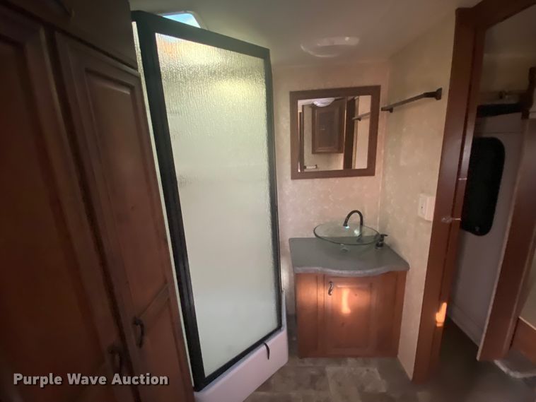 image for item JN9113 2012 Open Range 304RGR  camper