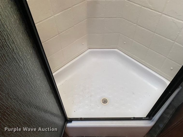 image for item JN9113 2012 Open Range 304RGR  camper