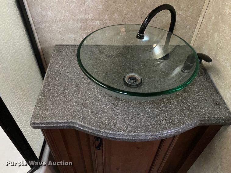 image for item JN9113 2012 Open Range 304RGR  camper