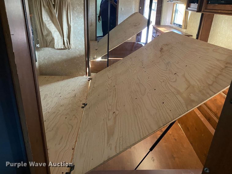 image for item JN9113 2012 Open Range 304RGR  camper