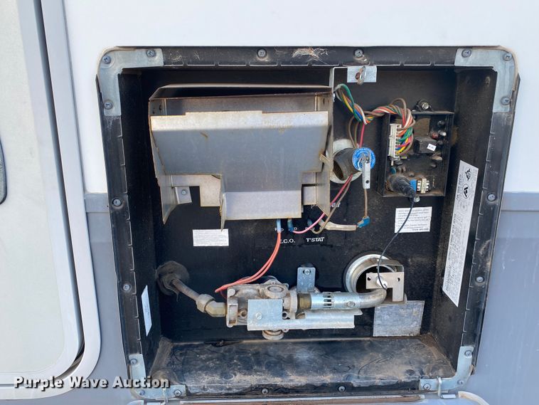 image for item JN9113 2012 Open Range 304RGR  camper