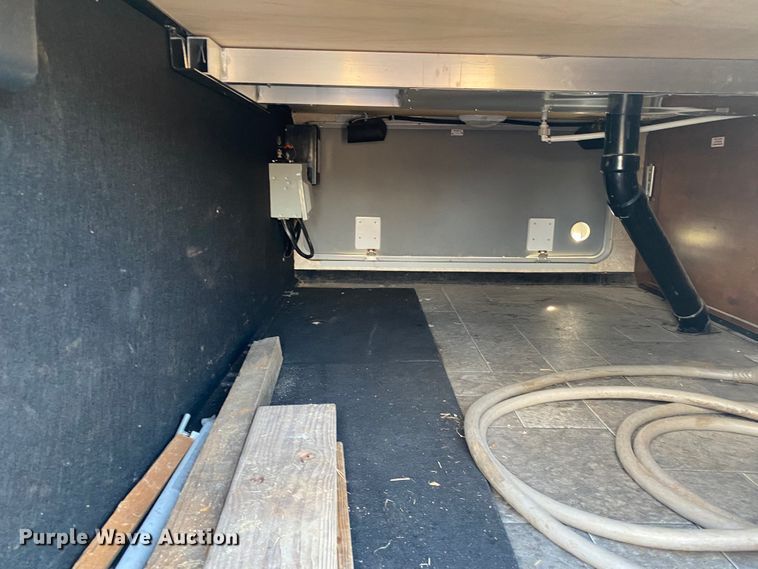 image for item JN9113 2012 Open Range 304RGR  camper