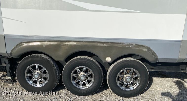 image for item JN9113 2012 Open Range 304RGR  camper