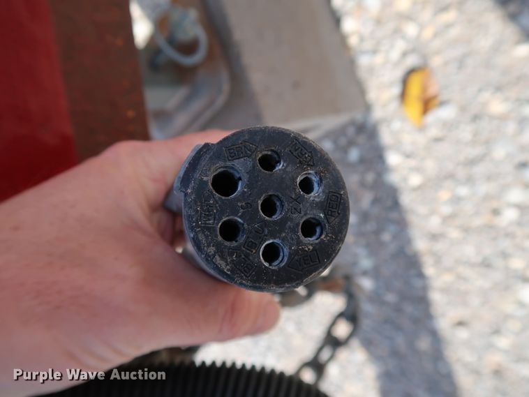 image for item JP9301 1998 Diamond C Charger  utility trailer