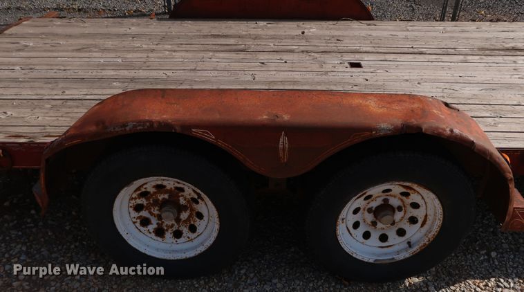 image for item JP9301 1998 Diamond C Charger  utility trailer