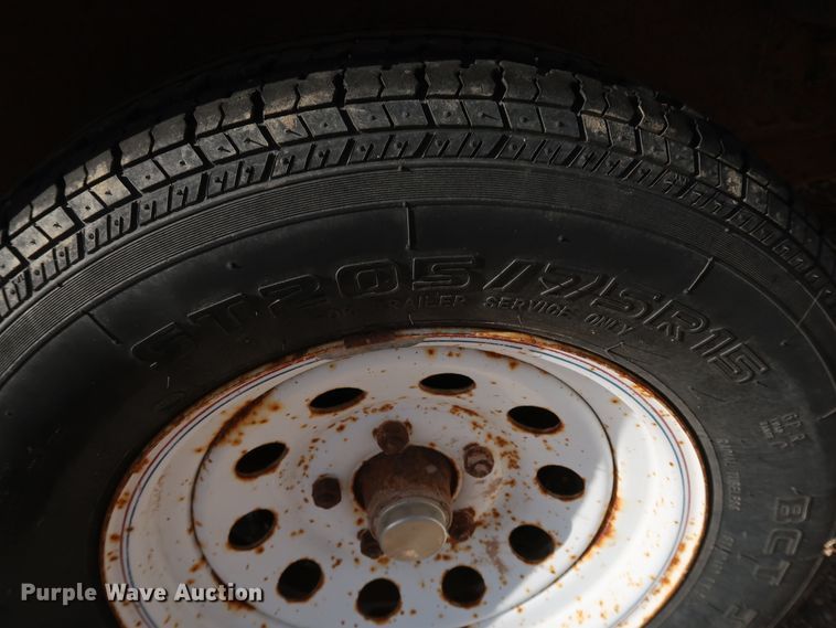 image for item JP9301 1998 Diamond C Charger  utility trailer