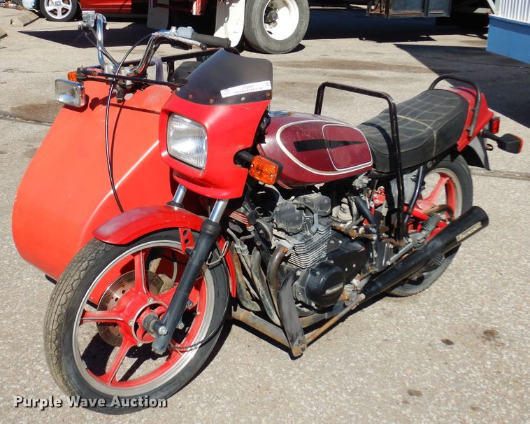 image for item JT9407 1982 Kawasaki 750  motorcycle