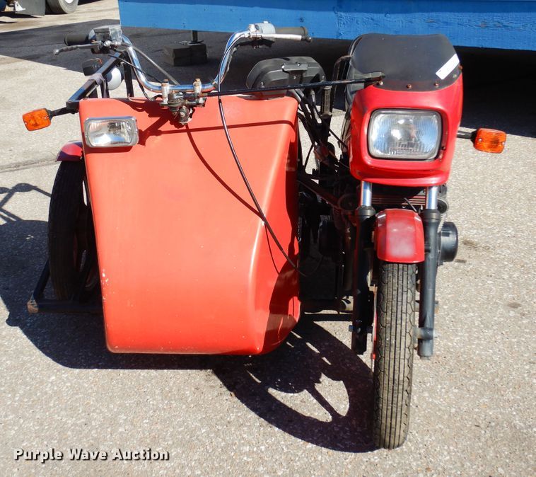 image for item JT9407 1982 Kawasaki 750  motorcycle