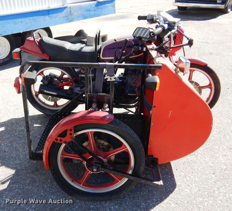 image for item JT9407 1982 Kawasaki 750  motorcycle