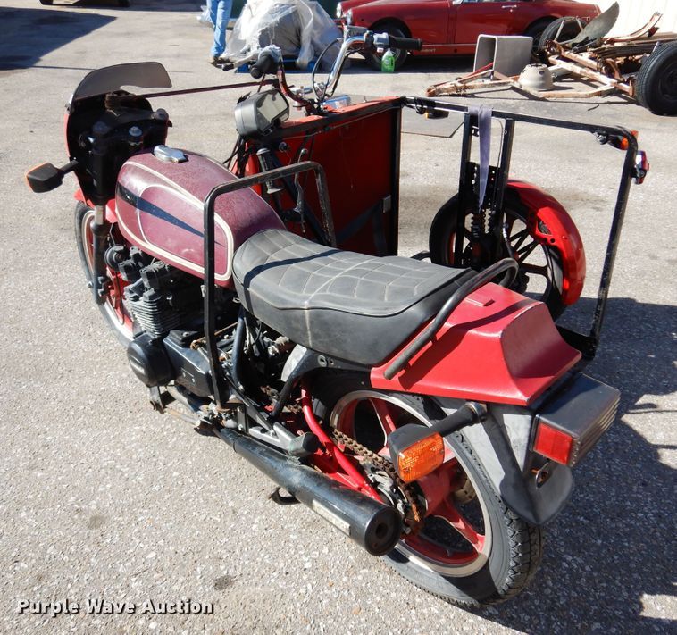 image for item JT9407 1982 Kawasaki 750  motorcycle