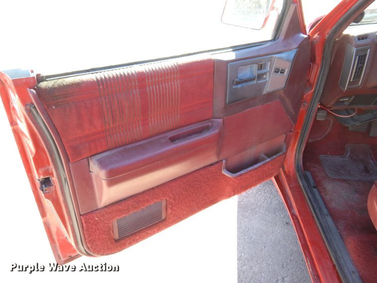 image for item JT9410 1991 Chevrolet S10 Blazer  with Caroselli Roadster body