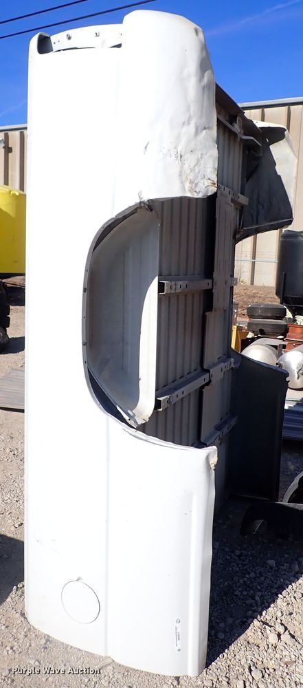 image for item JU9086 Pickup truck parts