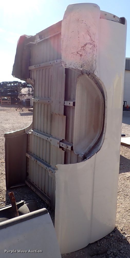 image for item JU9086 Pickup truck parts