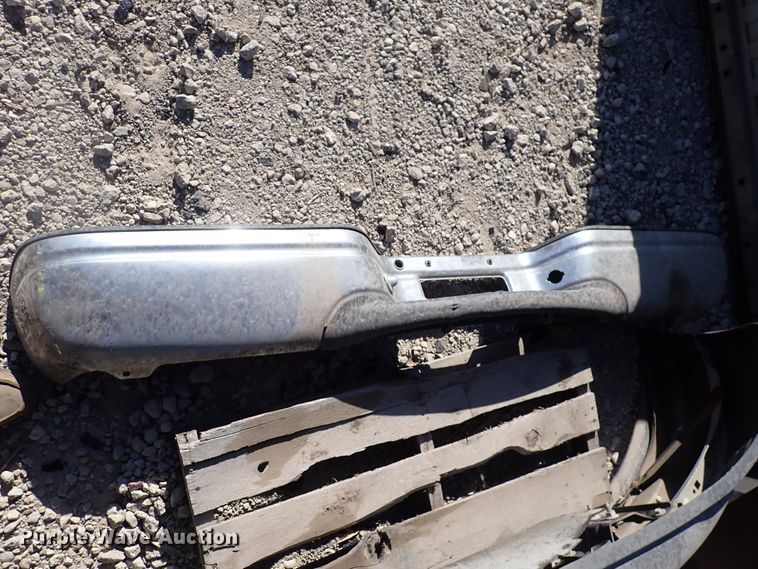 image for item JU9086 Pickup truck parts