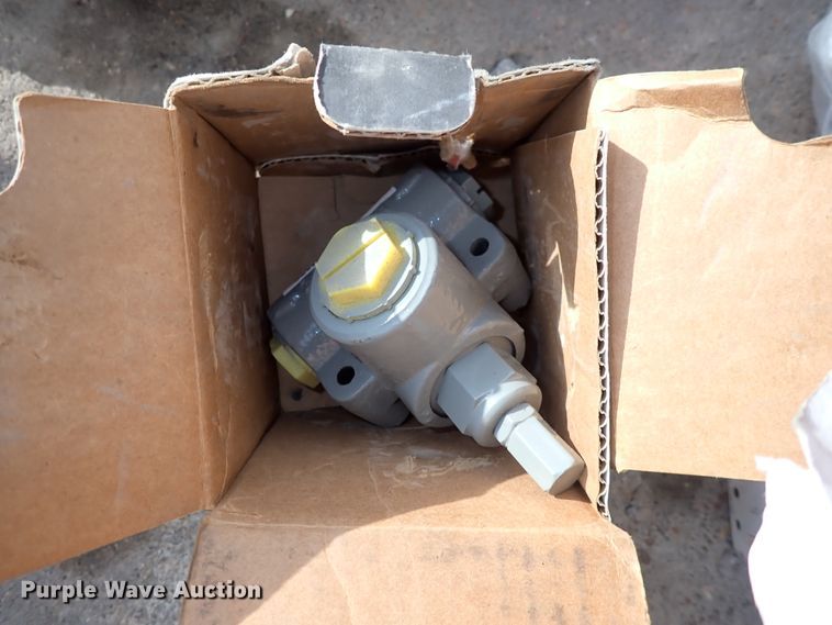 image for item JU9087 Hardware