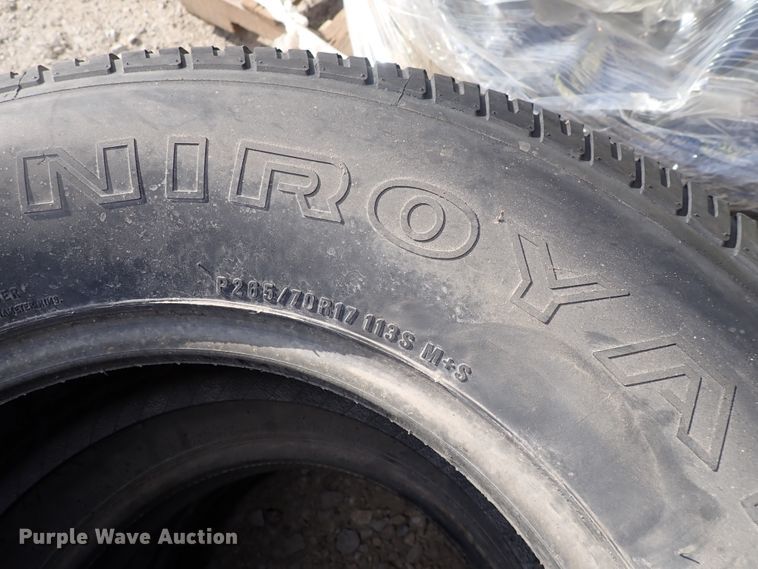 image for item JU9090 (17) tires