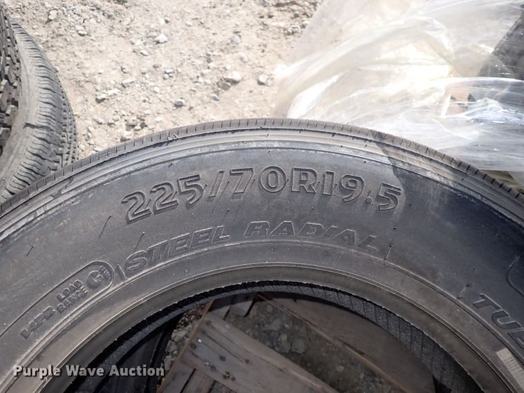 image for item JU9090 (17) tires